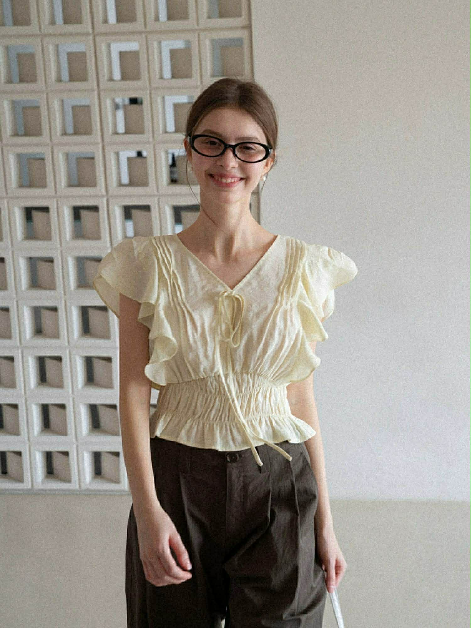 "YUMII" J エレガントなレースアップドレス