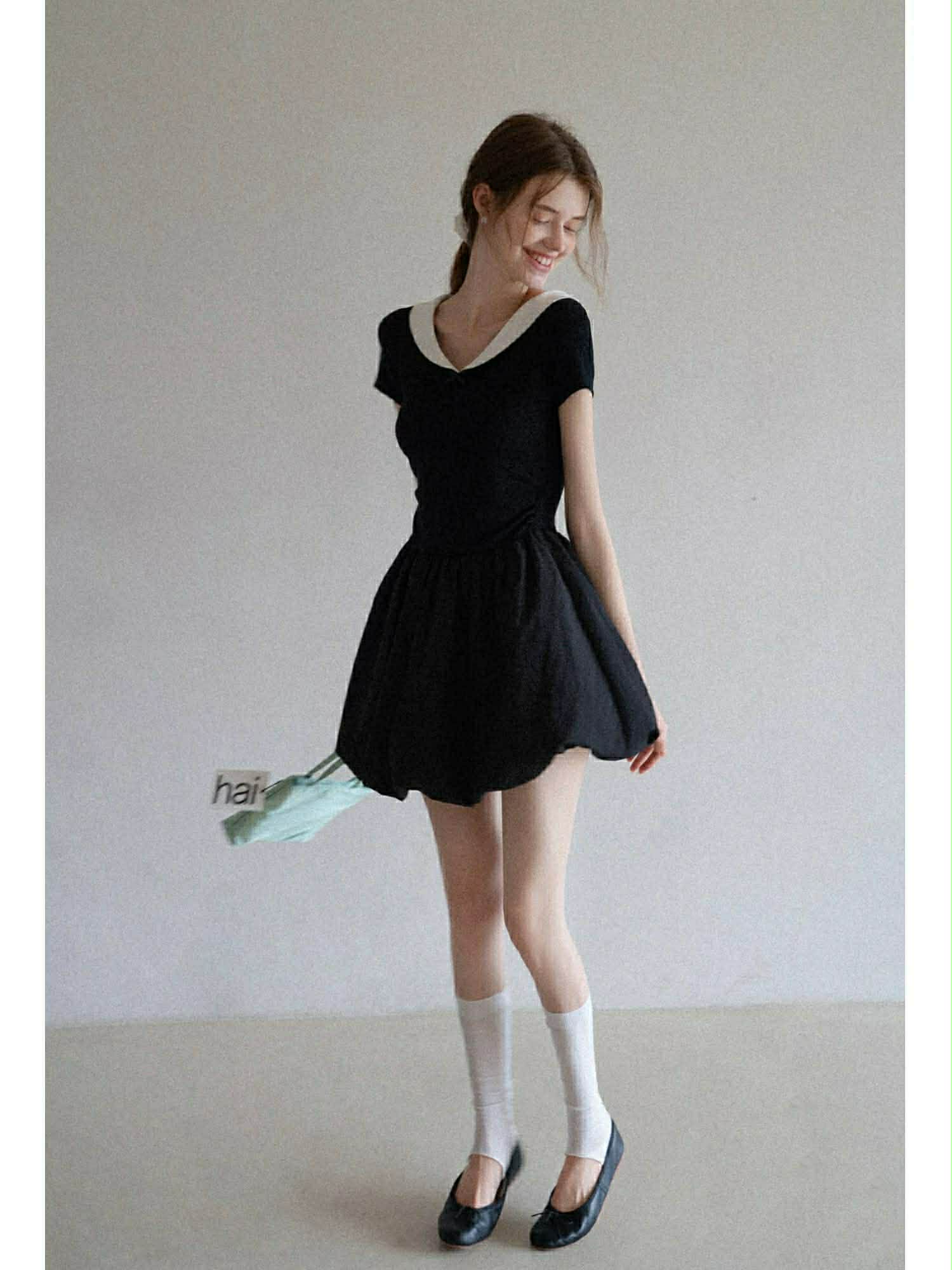 "YUMII" 黒のミニドレス